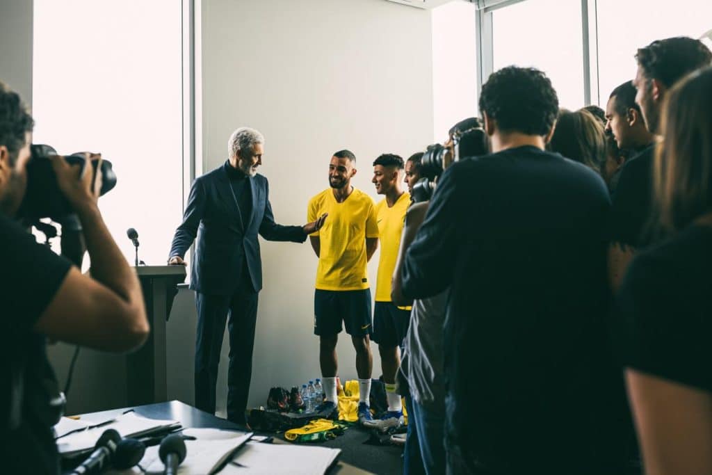 ancelotti acerca neymar a brasil