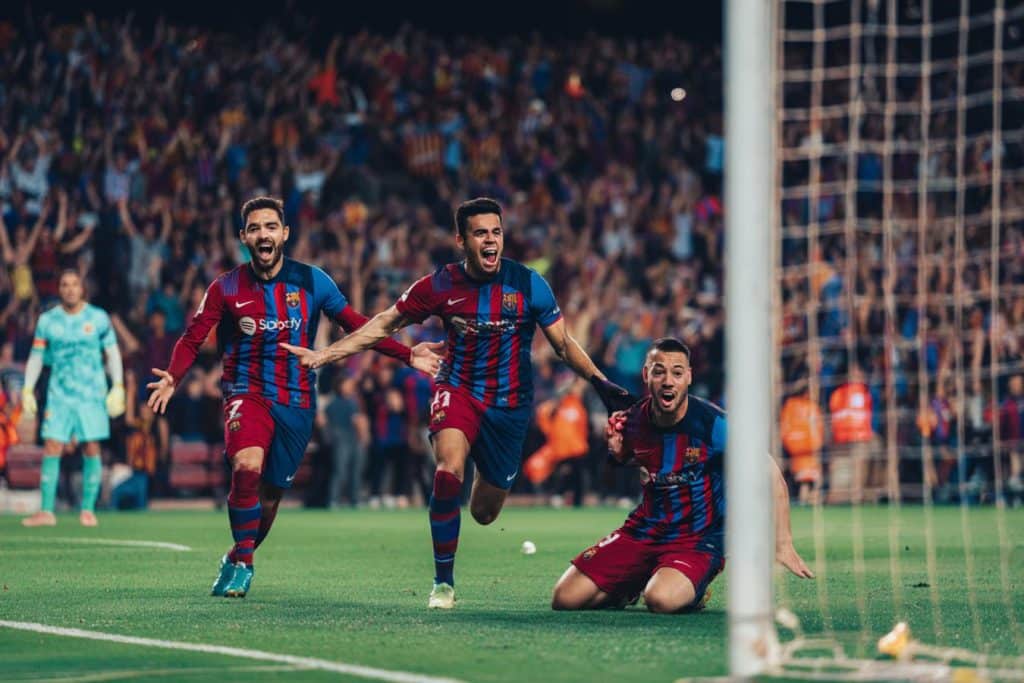 barcelona vs levante goleada tres cero