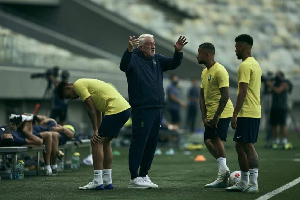brasil ancelotti mira a noruega