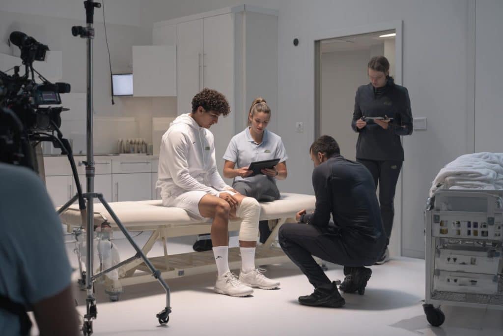 camavinga examen rodilla real madrid