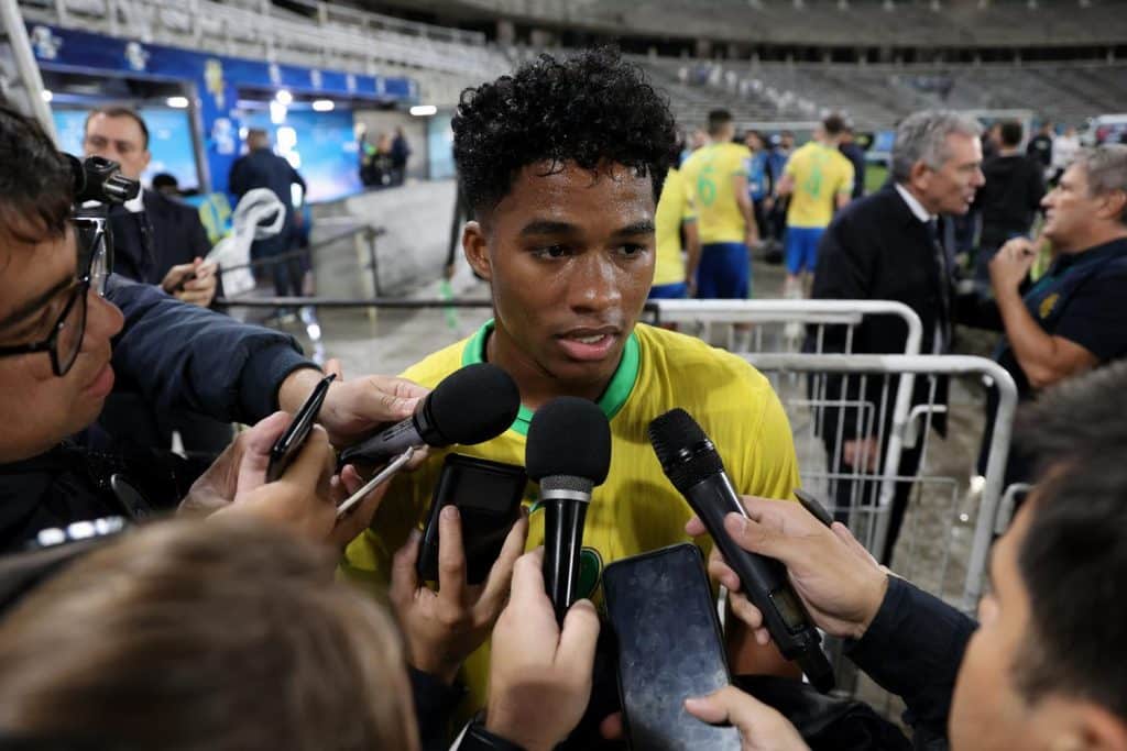 endrick y ancelotti tras triunfo ante japon