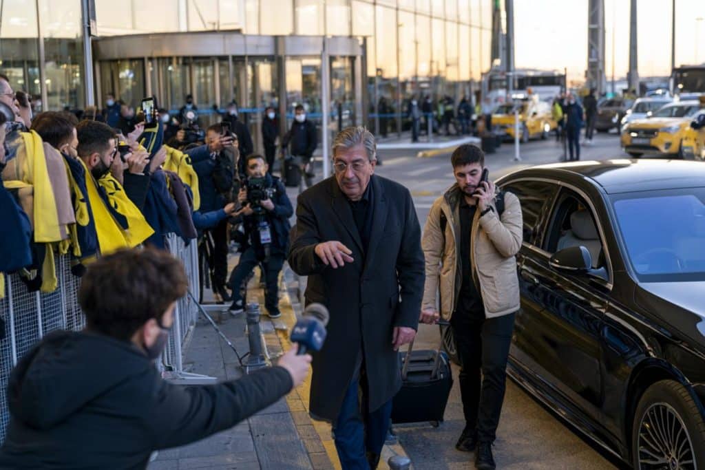 fenerbahce ficha a mohamed salah
