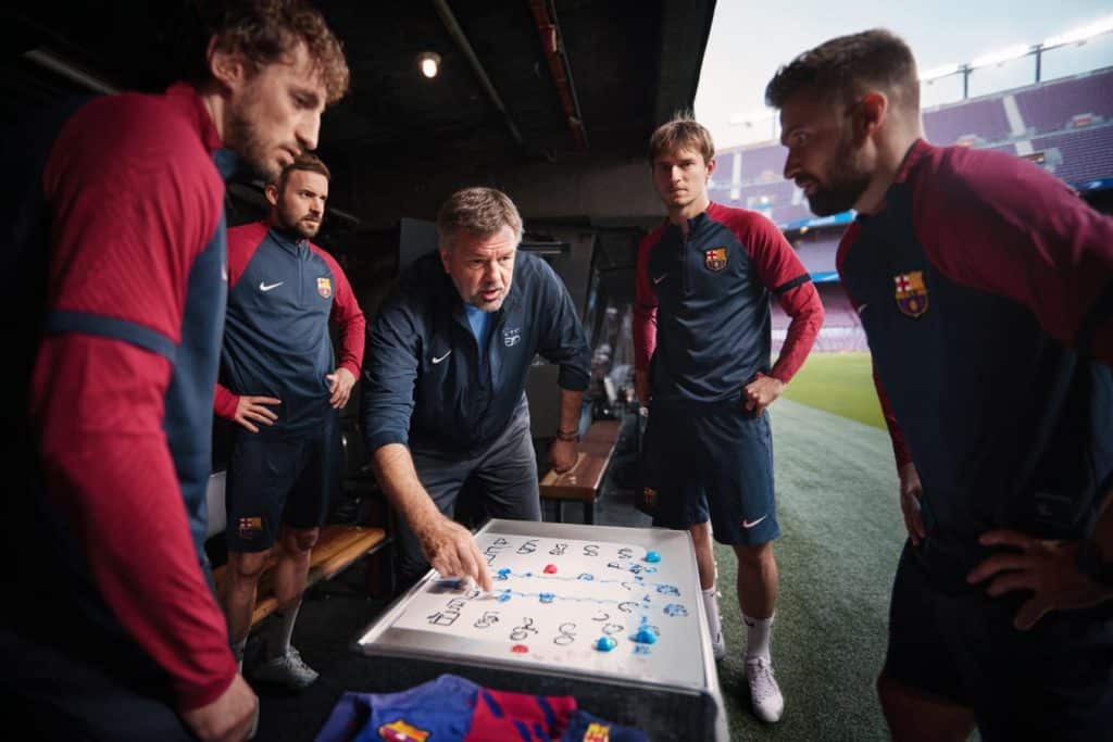 flick diseya falso nueve en barca