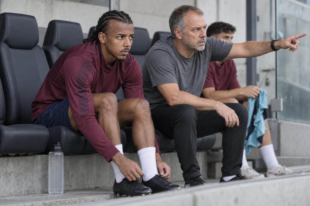 Jules Koundé con el Barça, donde pierde minutos sin estar lesionado