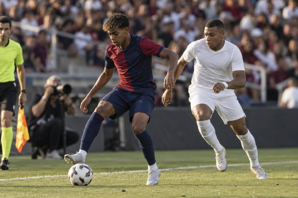 lamine yamal ante mbappe y balon de oro