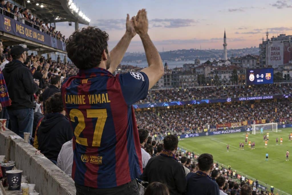 Lamine Yamal, figura del Barça, en una imagen sobre la noche de Estambul