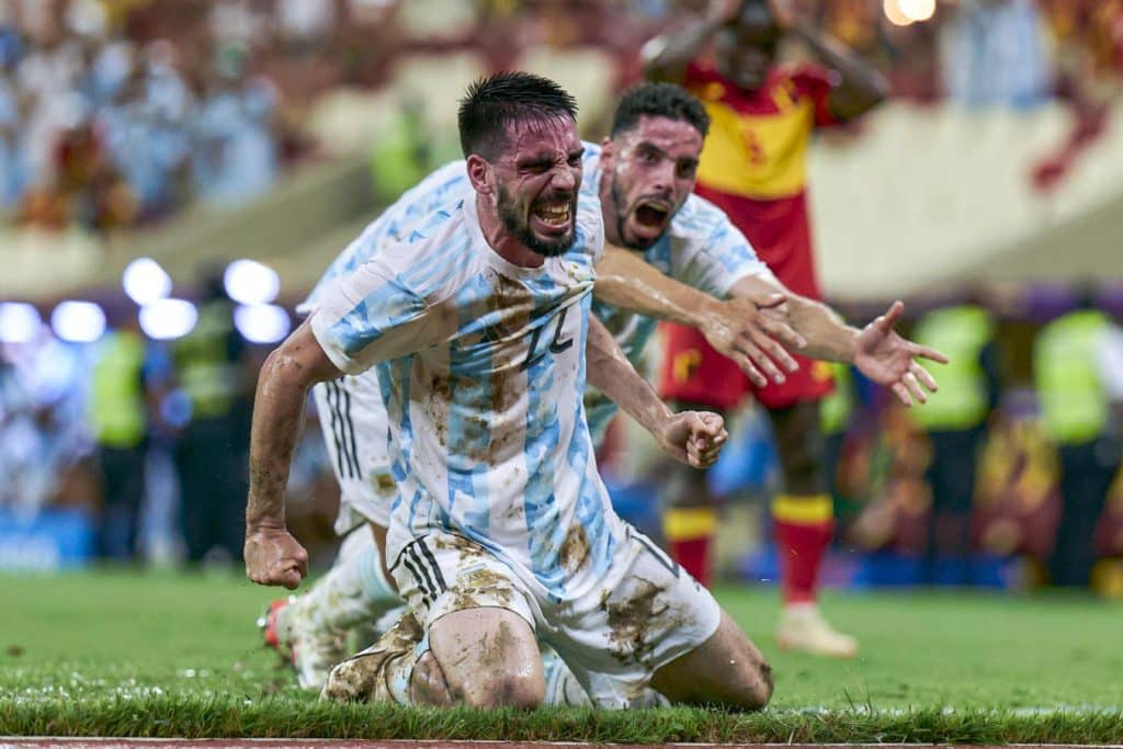 lisandro martinez resurge con argentina