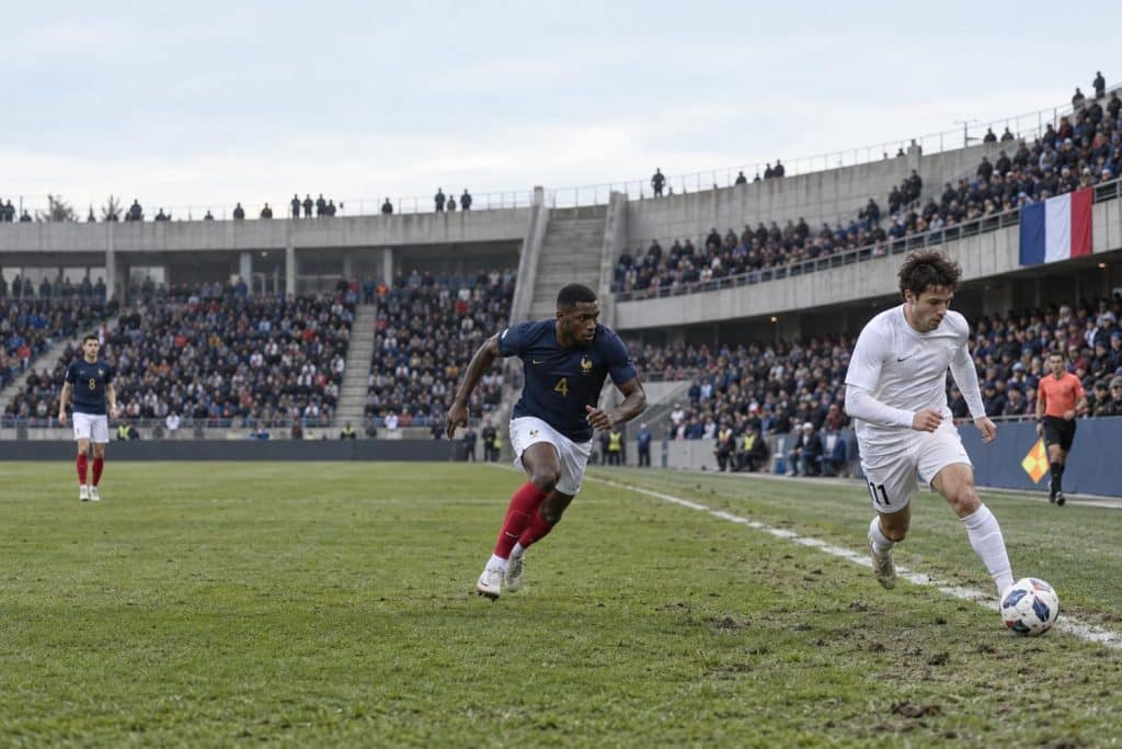 Bixente Lizarazu y Kylian Mbappé, ante las críticas por la defensa