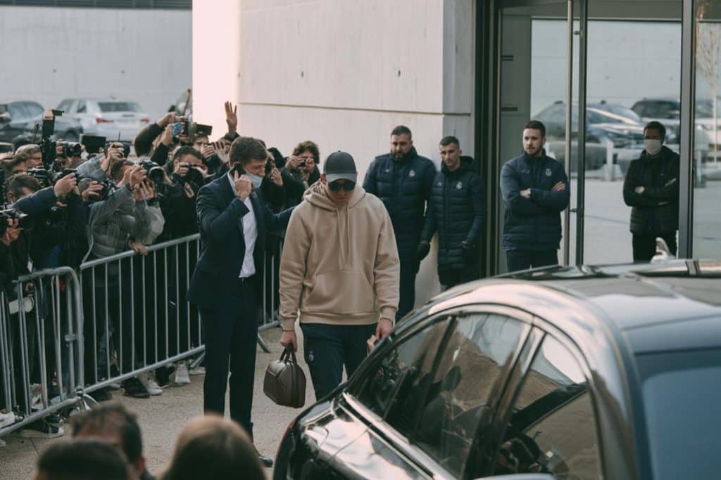 mbappe en italia molesta al madrid