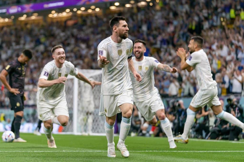 messi doblete argentina mundial
