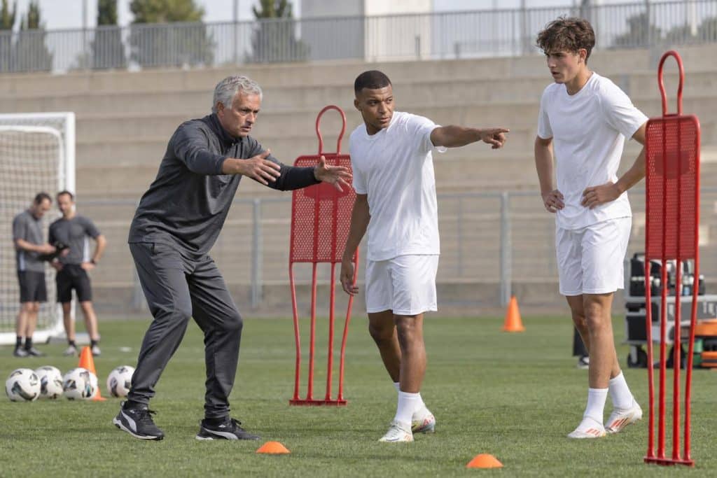 mourinho exige apoyo de carlos espi