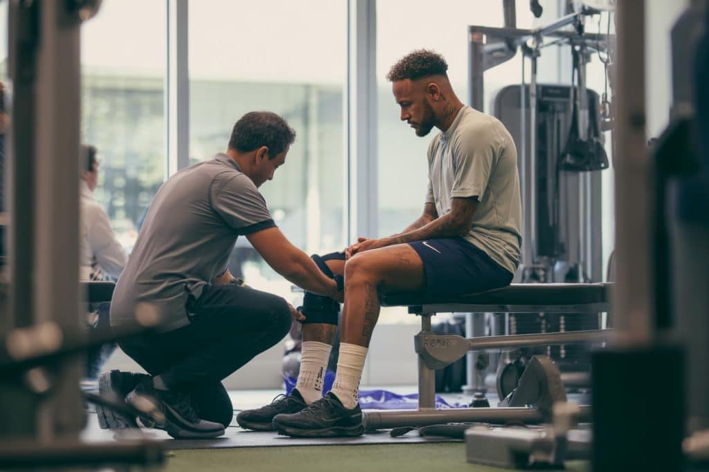 neymar entrenamiento gimnasio mundial