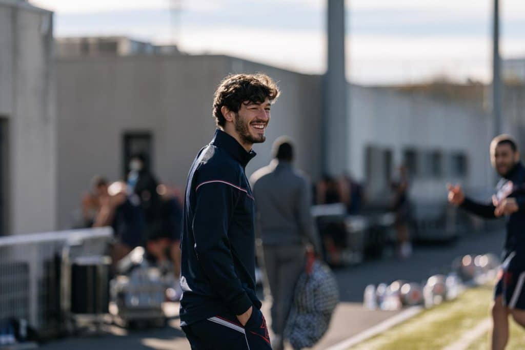 nueva sonrisa de kvaratskhelia en psg