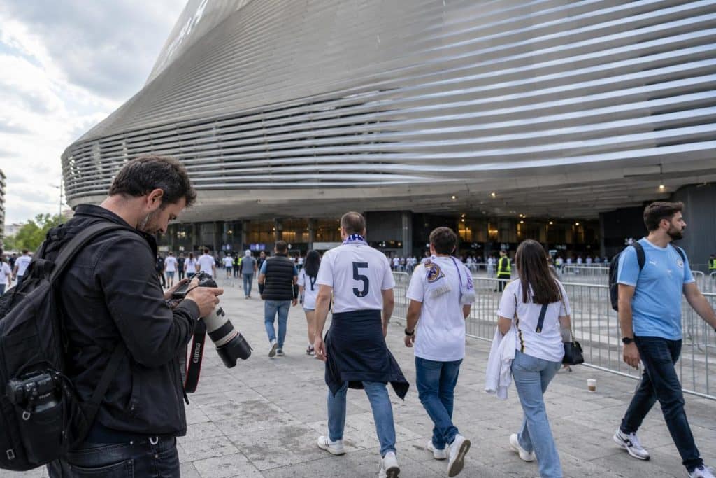 Rayan Cherki, futbolista del City, vinculado al Real Madrid