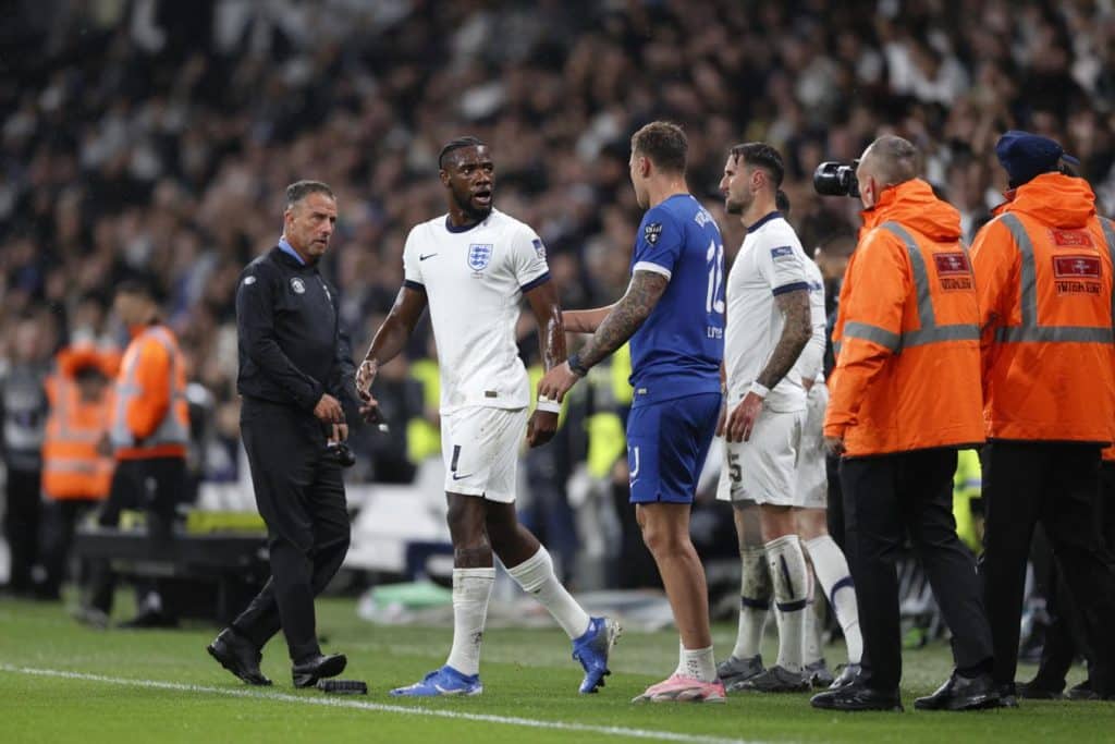 real madrid avisa por insultos a vinicius