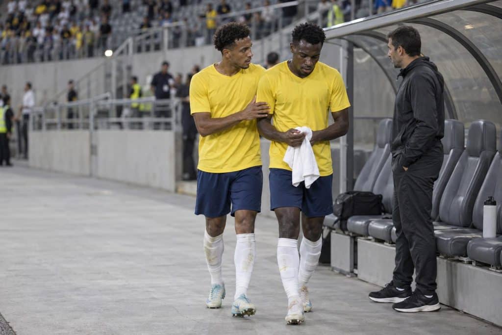 Vinicius con Brasil tras la eliminación del Mundial